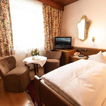 Helga Ξενοδοχείο Ζέεφελντ