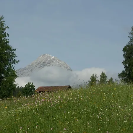 Helga 3* Seefeld in Tirol