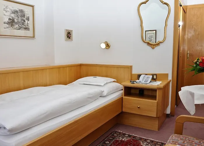 Otel Helga Seefeld in Tirol